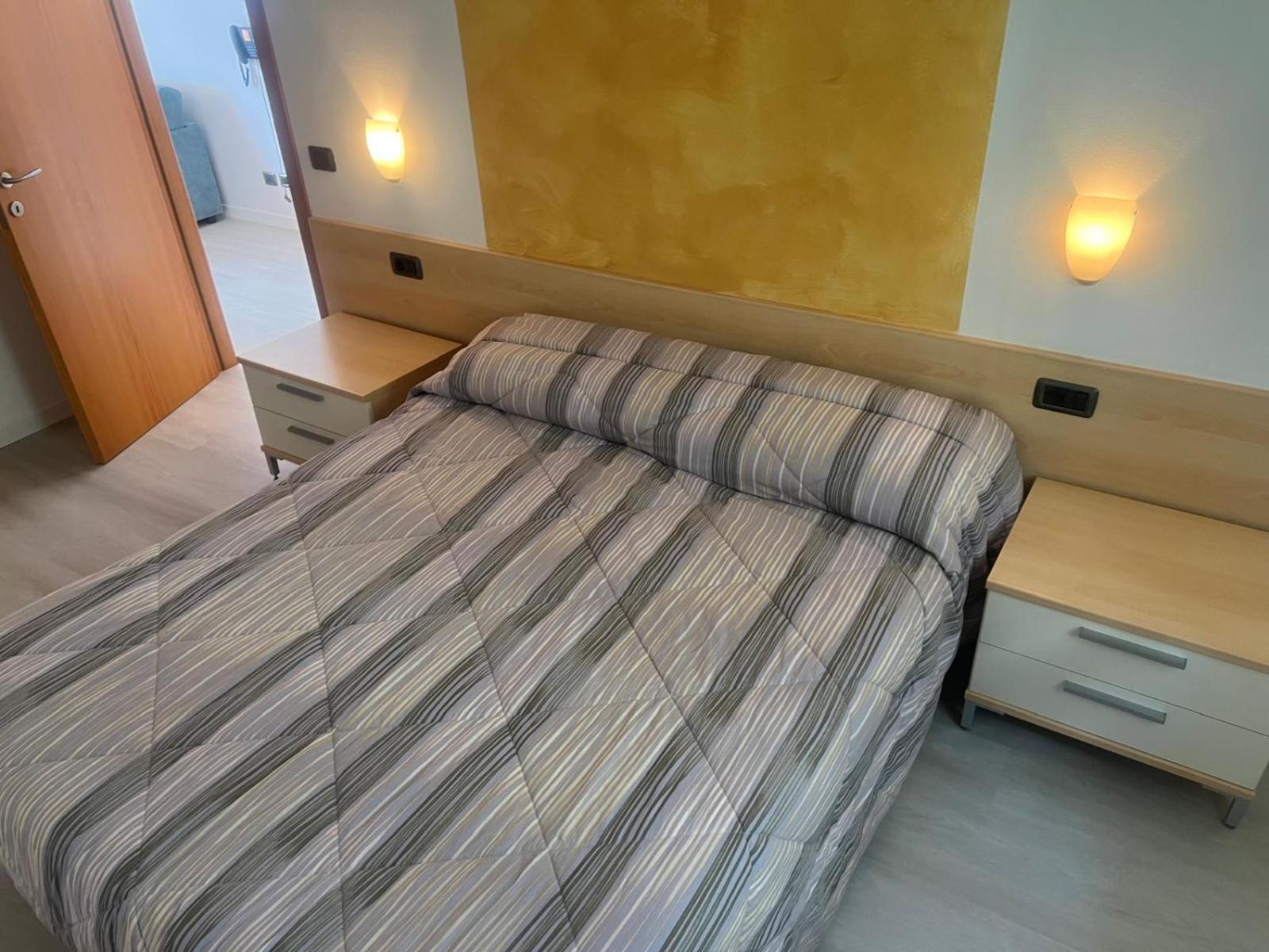 Residence Villa Al Lido 브렌조네 술 가르다 외부 사진