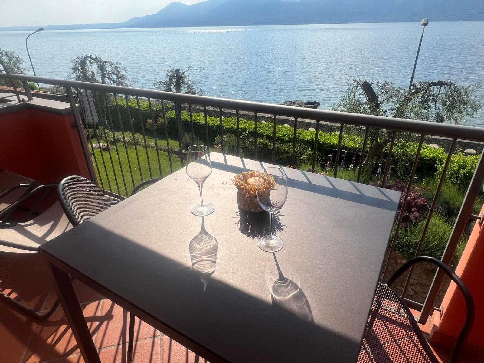 Residence Villa Al Lido 브렌조네 술 가르다 외부 사진