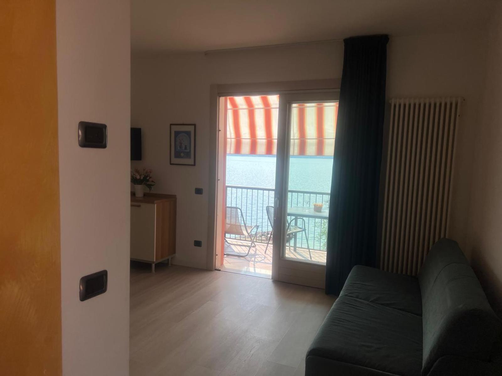 Residence Villa Al Lido 브렌조네 술 가르다 외부 사진