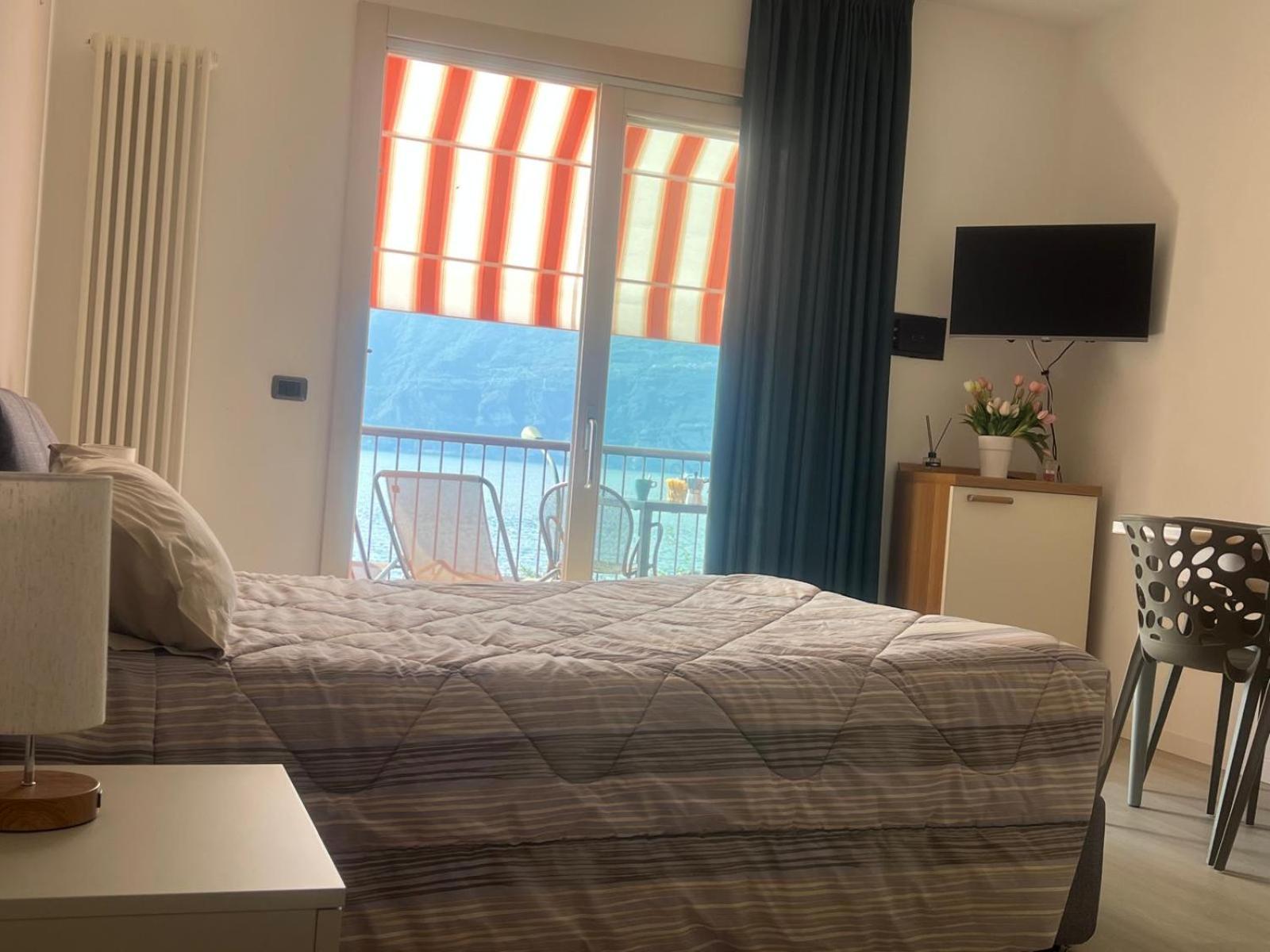 Residence Villa Al Lido 브렌조네 술 가르다 외부 사진
